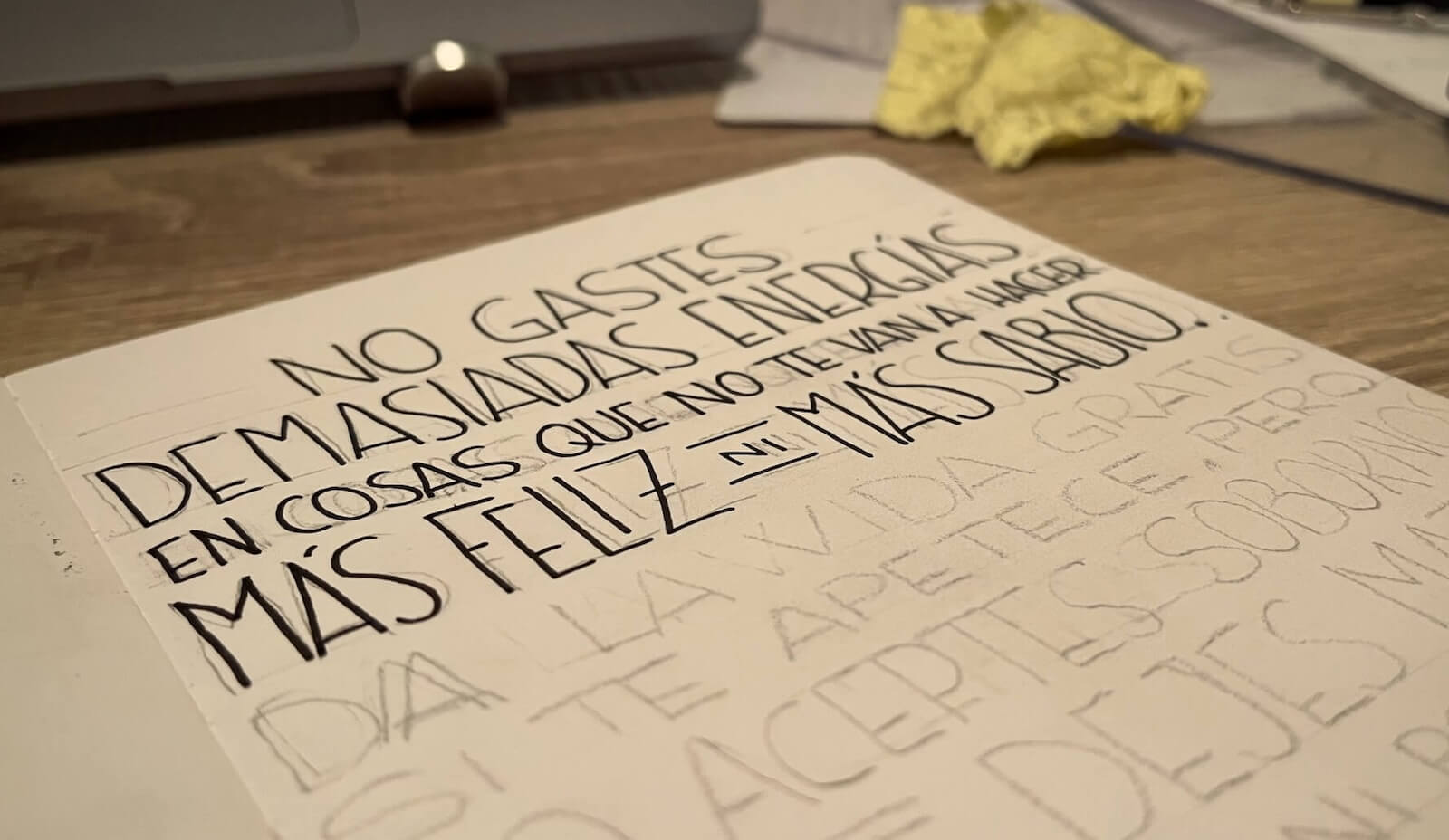 Foto montaje de la cita escrita manuscrita con la frase de Jesús Quintero como miniatura del post completo