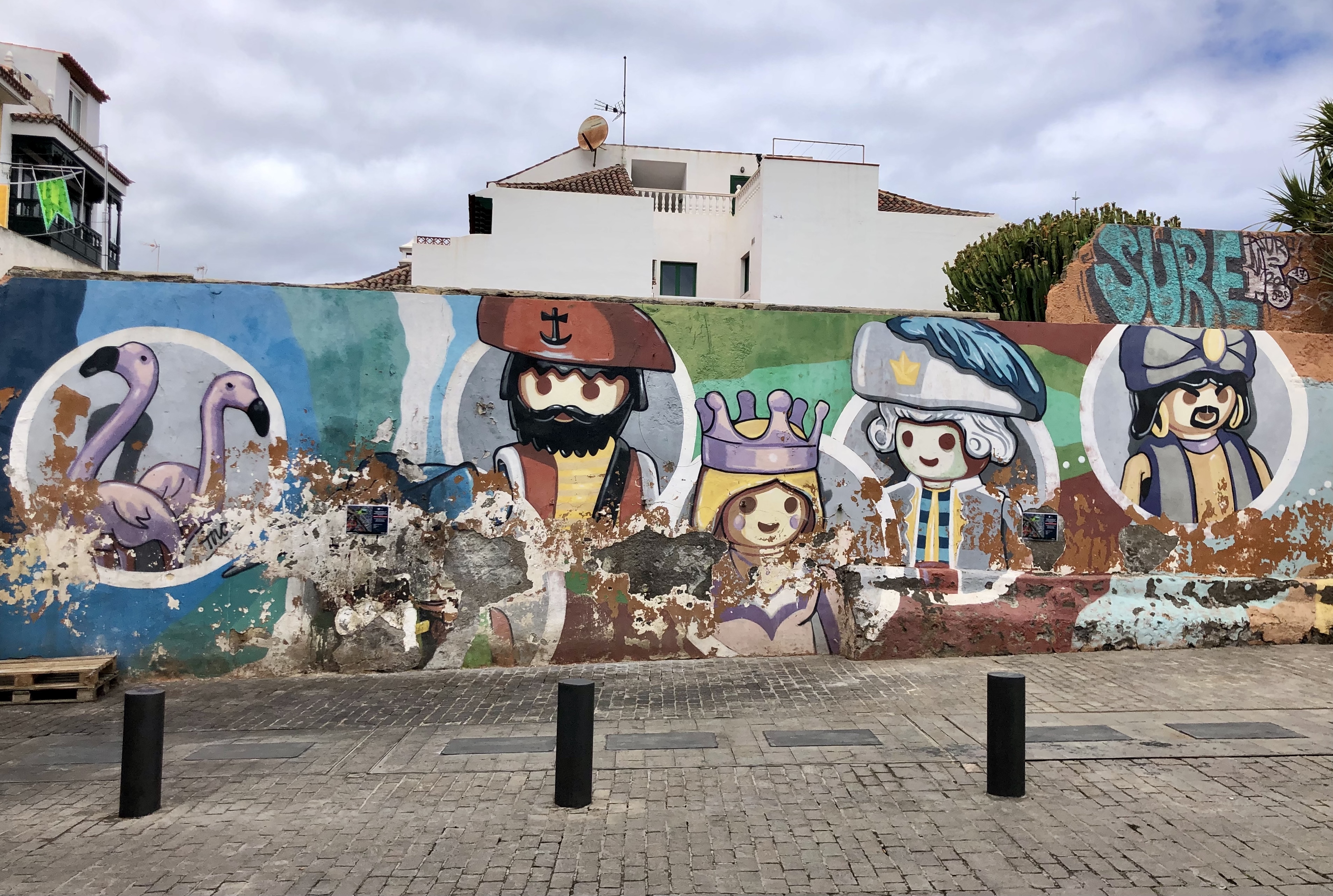 Foto del mural Ron ron ron, la botella de ron